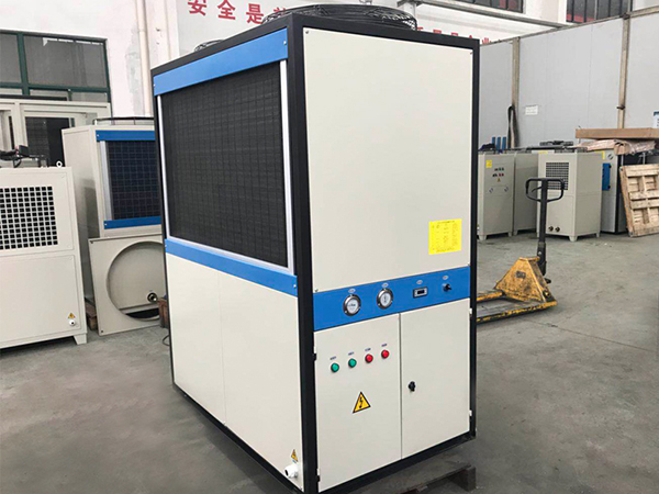 工業(yè)油冷機(jī)機(jī)械行業(yè)發(fā)展的趨勢(shì) 工業(yè)油冷機(jī)機(jī)械行業(yè)發(fā)展的趨勢(shì)